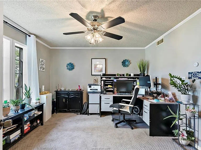 2508 Memorial Dr — Photo 15