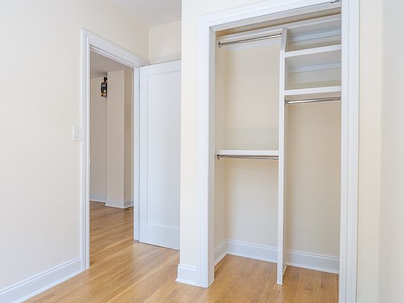 5th image of 83 Macdougal St APT 12