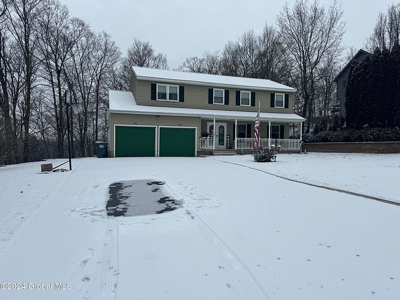 2nd image of 19 Mallards Landing S
