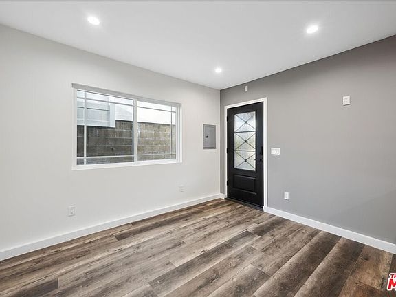 3rd image of 9728 Kessler Ave #9728