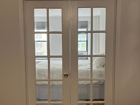 5th image of 1601 York Ave APT 1B