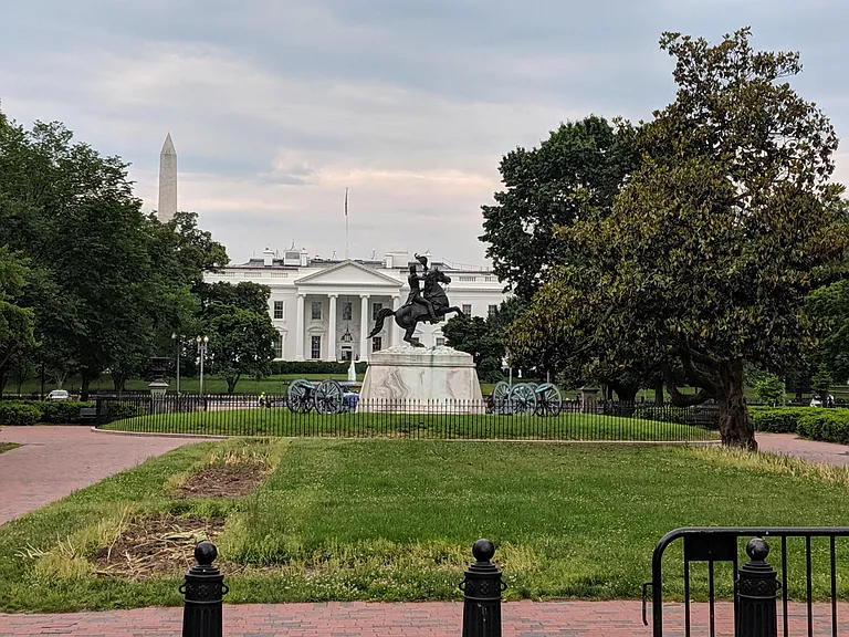 The White house is less than 20 minutes walk.