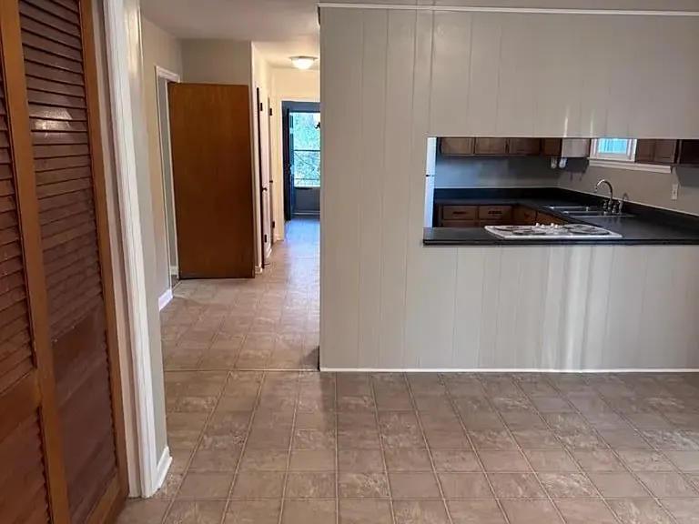 142 Forest St — Photo 14