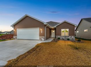3110 Lazy Oak Dr, Green Bay, WI 54311