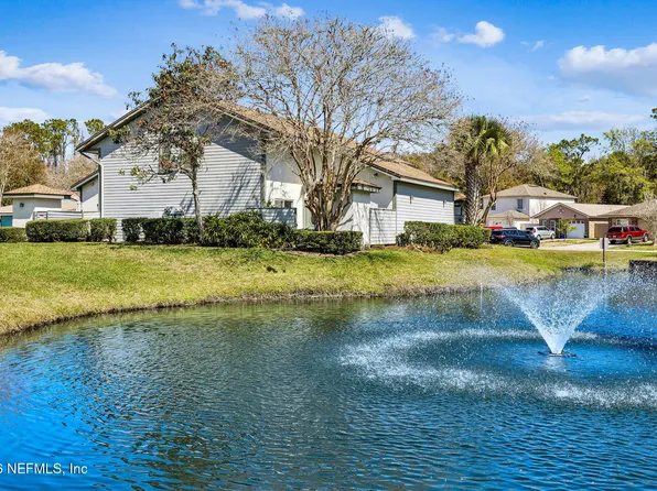 2102 CHALLENGER Court E #2102, Atlantic Beach, FL 32233