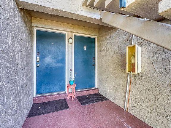 2nd image of 5236 NE 6th Avenue #F25