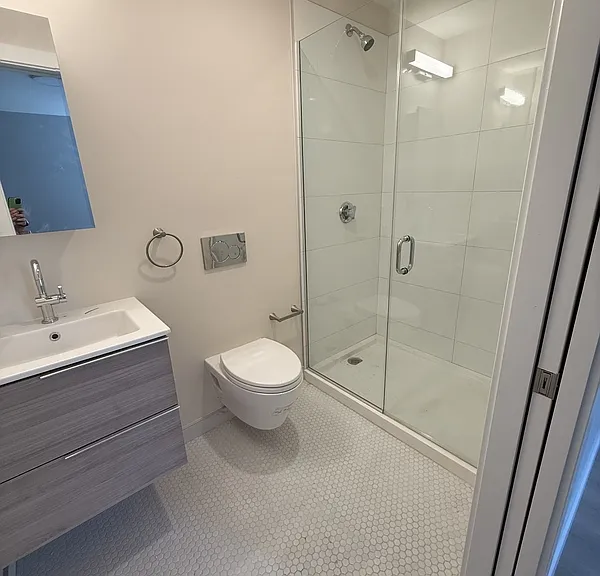 7 Thornley St #2 — Photo 10