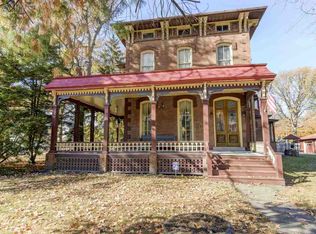 505 College Ave, Lincoln, IL 62656