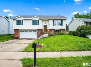 5522 N Ramblewood Ct, Peoria, IL