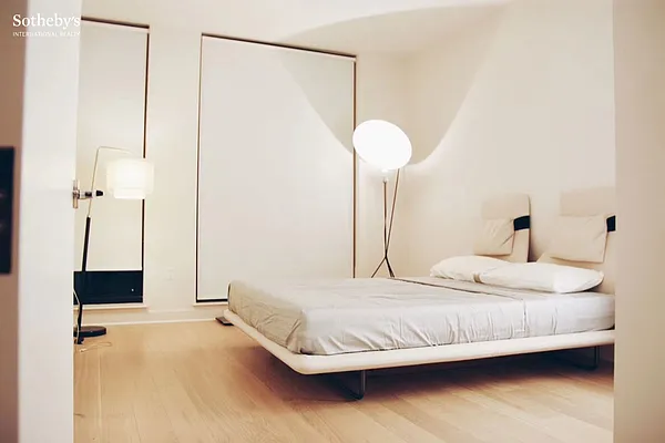 Rented by Sotheby's International Realty | media 9