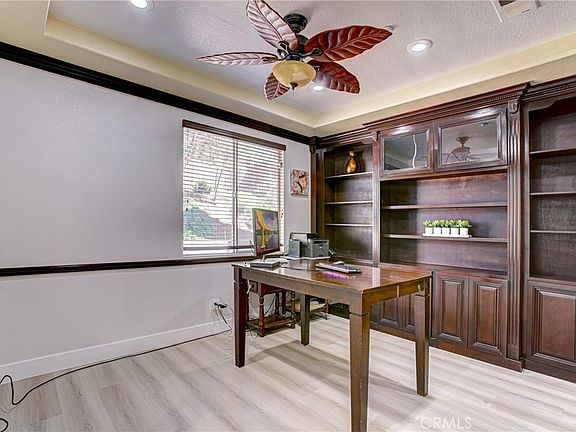 3rd image of 8034 Palm View Ln