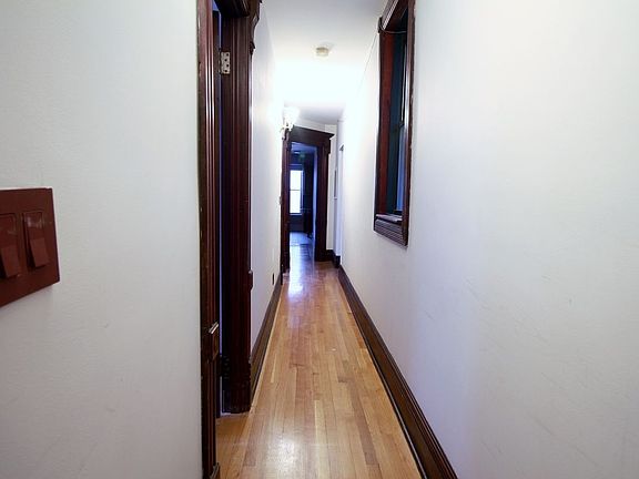 5th image of 112 E 17th St APT 5E