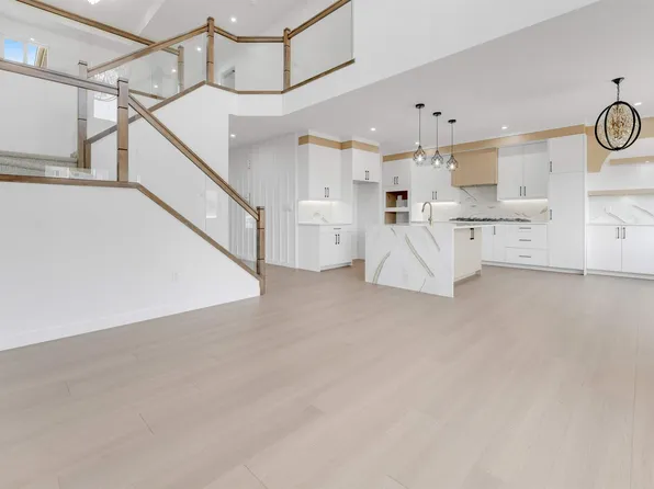 138 Creekside Ln, Leduc, AB T9E 1T1