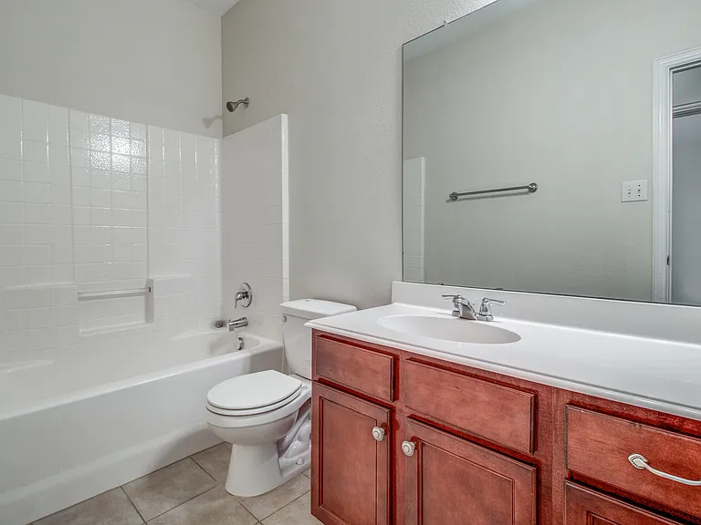 2100 Willow Creek Dr — Photo 14