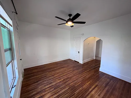 1031 E Palm Ln Photo 1