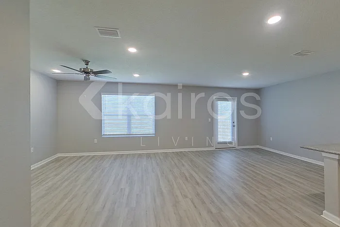 4660 Malay Cir — Photo 2