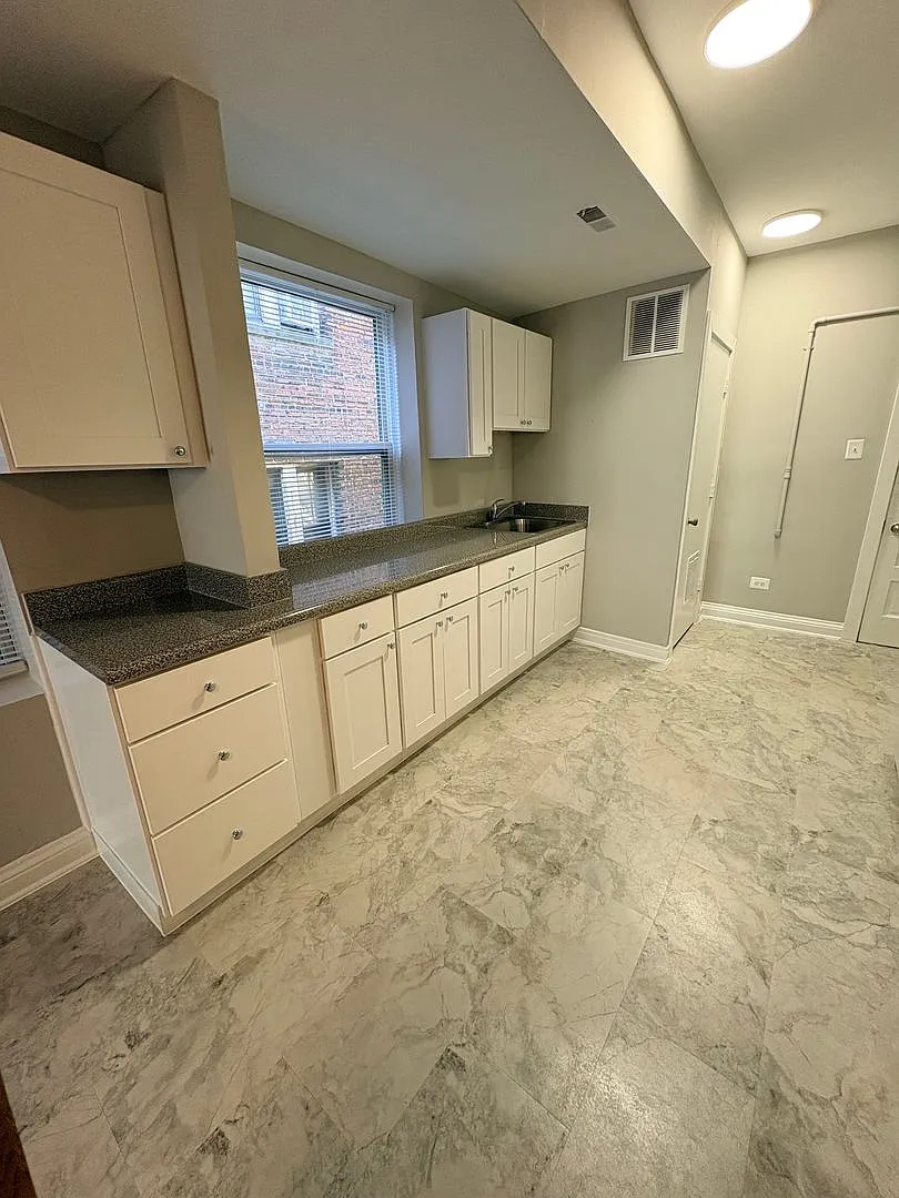Pine St 310-314-MASTER — Photo 3