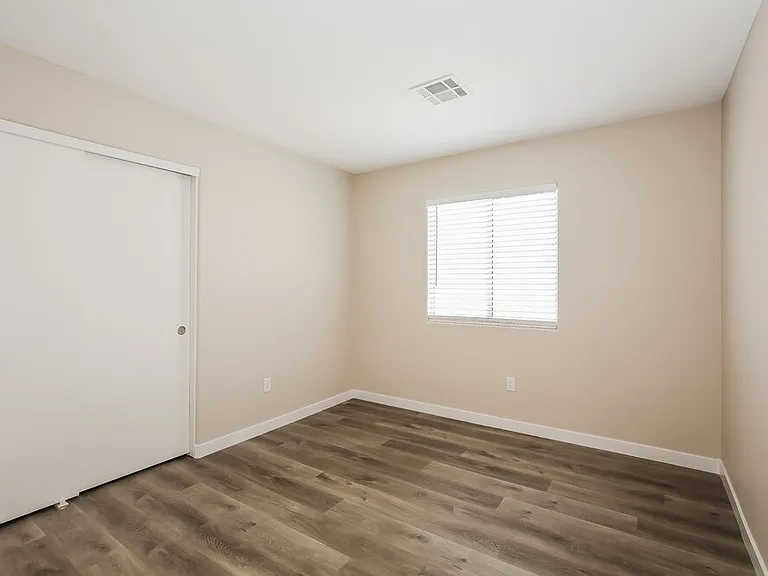 4929 Whispering Spring Ave — Photo 14