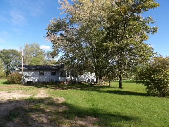 E8653 County Rd C, Elk Mound, WI 54739