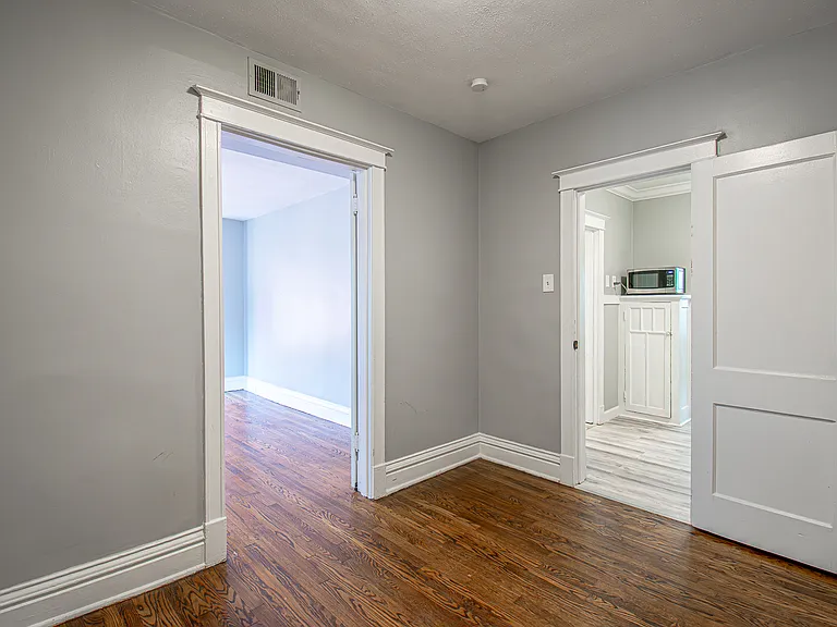 710710 Leland Ave #2N — Photo 20
