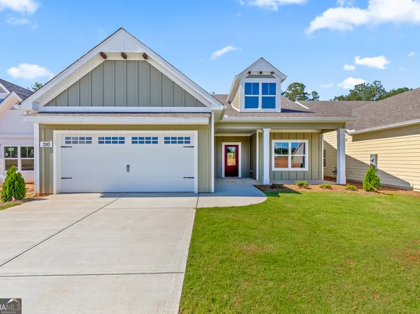 310 Redhaven Dr, Senoia, GA 30276