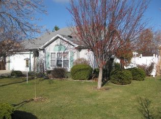 417 Linnwood Dr, Bluffton, IN 46714