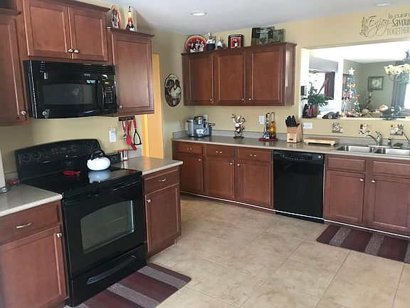 2nd image of 2641 N Daisy Dr