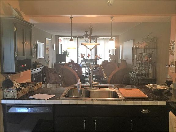 5th image of 14130 Rosemary Ln APT 6302