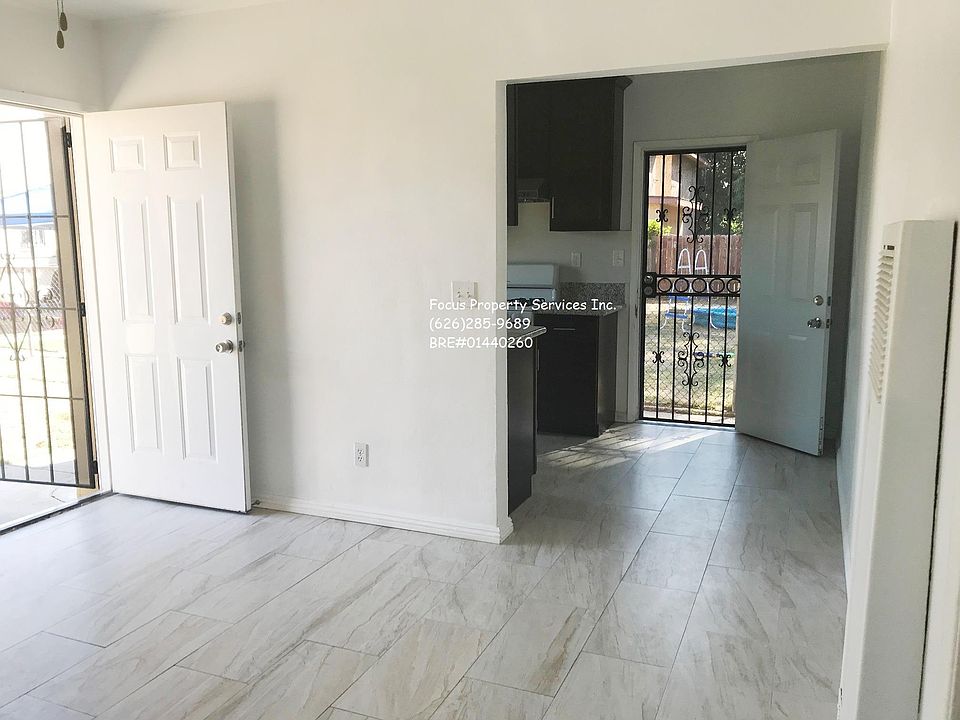 2nd image of 3109 Seaman Ave