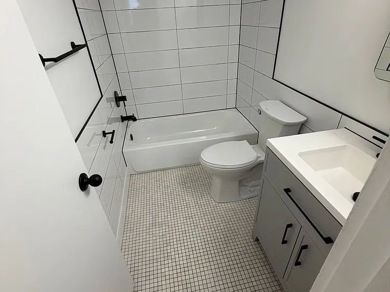 237 Chestnut St #1-302 — Photo 12