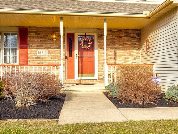 4th image of 10312 Forestview Dr