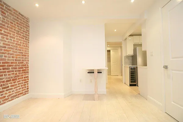 Rented by Corcoran | media 3