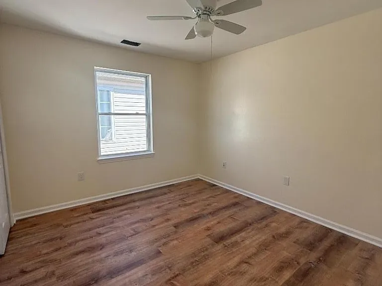 68 Port Ave — Photo 9