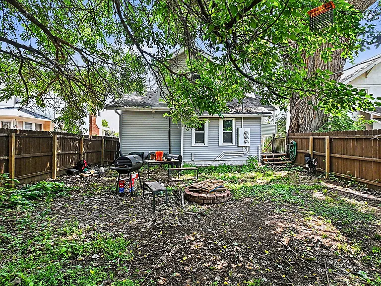 2818 N 45th St — Photo 28