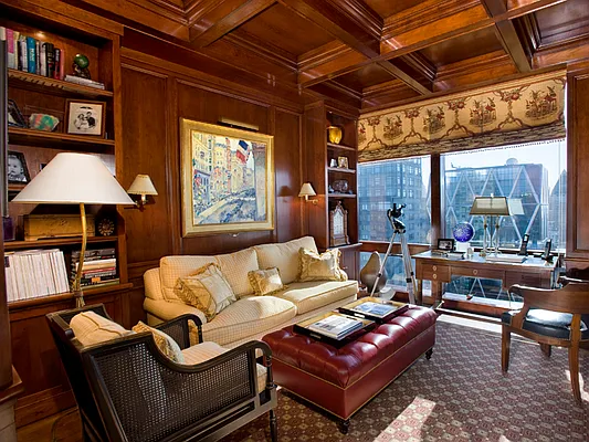 Sold by Sotheby's International Realty | media 11