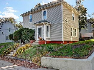 121 Sheffield Ave, Pawtucket, RI 02860