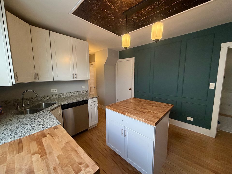 1st image of 3342 N Whipple St APT 2