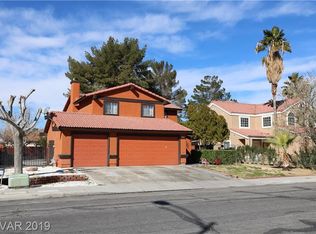 1421 Foxglove Dr, Las Vegas, NV 89142