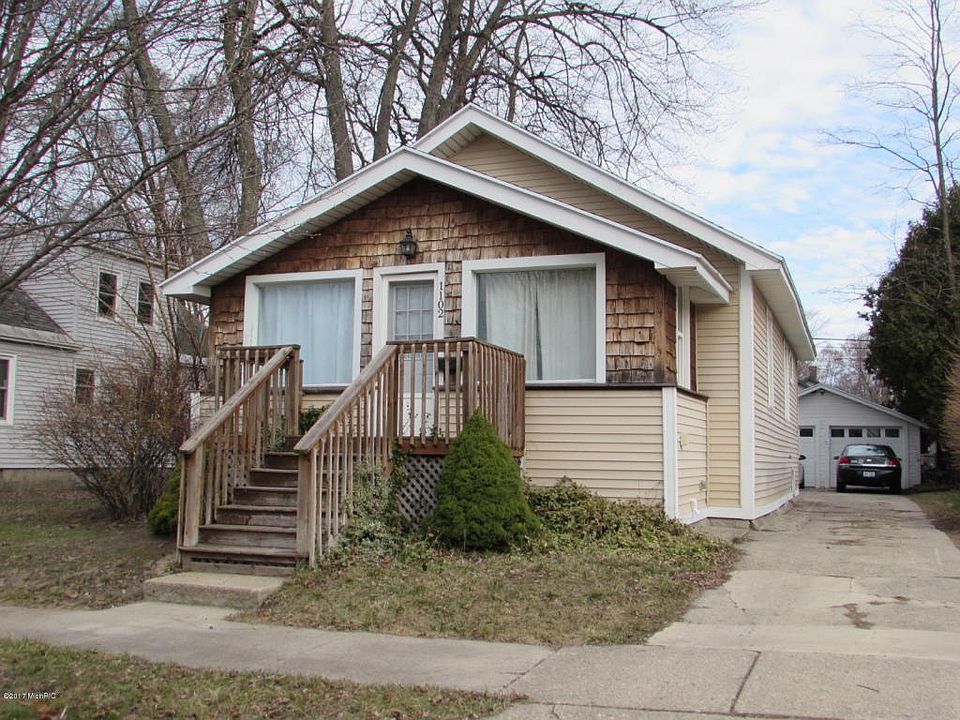 1st image of 1102 W Dale Ave