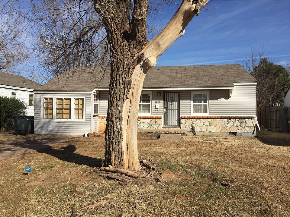 1st image of 2324 Trosper Pl
