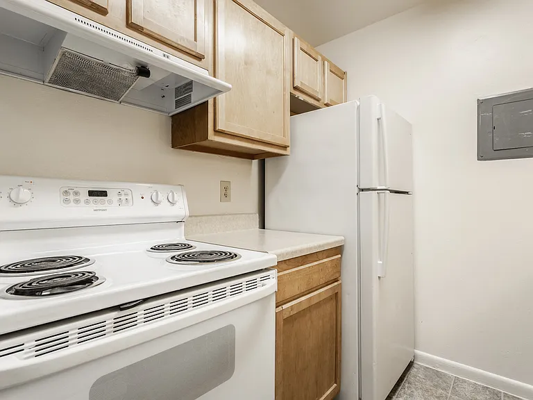 Polo Run Apartments — Photo 9