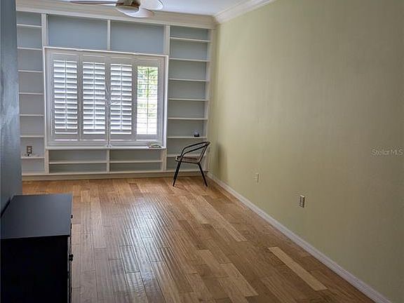 4th image of 100 4TH AVENUE S #207