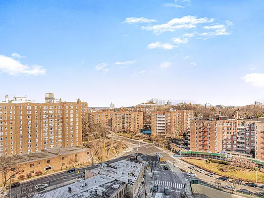 Sold by ERA Insite Realty Services | media 10