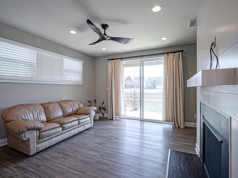 7228 Broadacre Ct — Photo 21