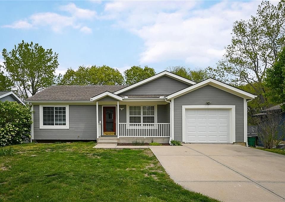 1st image of 1848 Gates Dr W
