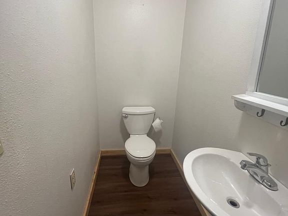 5th image of 2507 Cedar St