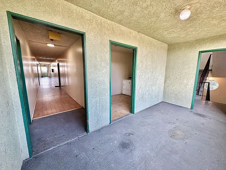 11058 Cantlay St #1 — Photo 23