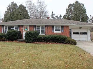 1929 Richmond Ave, Manitowoc, WI 54220