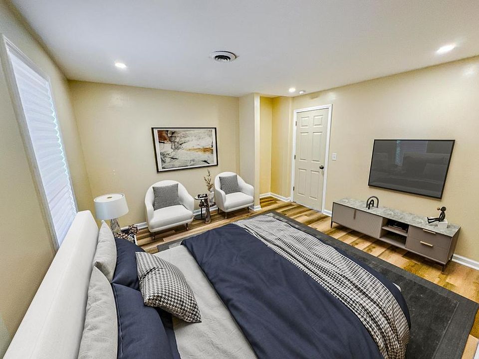 1st image of 86 Hawley St Floor 3-2