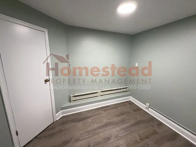 4521 N 7th St — Photo 9